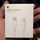 كمية من شواحن ابل