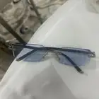 نظارة اصليه كشخه اناقه اصليه والغطى موجود