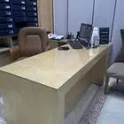 مكتب للبيع