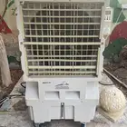 مكيف ثلاث سرعات مع ماطور غسيل مع مكنسه ثلاث قوات