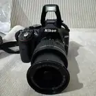 للبيع كاميرا Nikon D5200