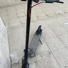 سكوتر سريع جدا له ثلاث سرعات مع اناره جميله استعمال قليل ب