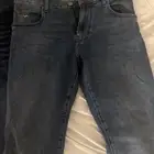 جينزين جورج ارمني