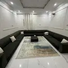 كنب اللي بالصورة وفي قطعتين زيادة