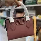شنط ماركات مختلفه