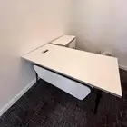 مكاتب أداريه كراسي مكتبيه كراسي جيم دواليب ملفات