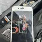 ايفون 8 بلس