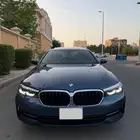 bmw520iفل كامل بريميوم 2023عداد (46000) البيع 145000