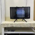 شاشه وطاوله