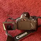 كاميرا كانون بدون شاحن و عدسه