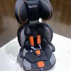 كرسي سيارة للأطفال