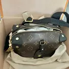 شنطة Lv أصلية بالمرفقات