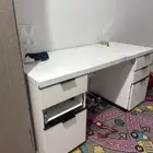 طوله للبيع بس الدرج مفكوك و تخديش خفيفه من قدم و سليم صمل