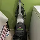 غسالة فرش و مكنسة