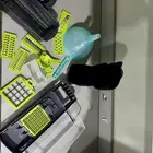 سرير   2 فرشاة   كوميدينا ب مفتاح   2 طاولات صغيرة   مكواة