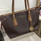 شنطة مايكل كورس اصلية michael kors