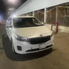 كيا كيرنفال 2016
