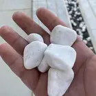 حجر زينه ابيض واسود