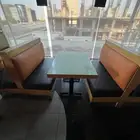 كراسي وكنب وطاولات