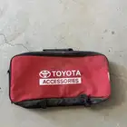 شنطة تايوتا بجميع اغراضها عندي اكثر من حبه