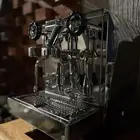 ماكينة قهوة احترافية Rocket Espresso Machine