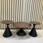 طاوله فخمه ونظيفة جدا