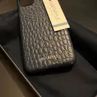 كفر ايفون بس مدري حق اي ايفون