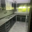 مطبخ المنيوم شبه جديد