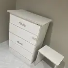 رفوف للبيع