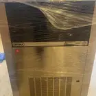 صانعة ثلج بريما ice maker brema 130KG