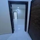 شقة نظيفة وشبه جديدة للإيجار