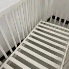 سرير اطفال و عربية اطفال