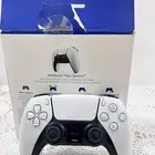 يد تحكم بلايستيشن 5