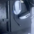 سوني فور مع شاشه