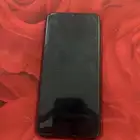 هاتف أوبو نظيف مثل الجديد استعمال 6 شهور لا يوجد فيه اي كسر