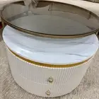 الطاوله للبيع جديده ونظيفه
