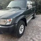 للبيع سيارة نيسان سفاري بترول