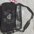 شنطه كتف غير مستعمله جديده سعر الشراء 220 سعر البيع200