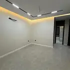 شقه للايجار جديده 4 غرف حي الصواري مخطط الفال ابحر الشماليه