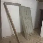 باب مستعمل خشب