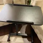 طاولة لابتوب