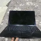 لابتوب سليم وياه شاحن عدل واموره تمام