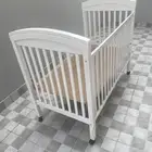 سرير اطفال