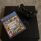 السلام عليكم سوني 4 نضيف كامل قيرت عدست الشريط بس