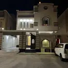 للإيجار فيلا في حي الشراع مكيفه ومطبخ راكب