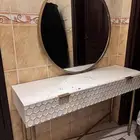 تسريحة طاولة بدرج ومرايا