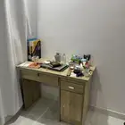 طاولة مكتب