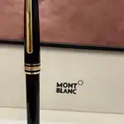 قلم مون بلان _ ماسترستوك