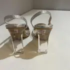 صندل كعب فضي مقاس 39