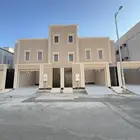للبيع روف علوي بملحق مدخل سياره بموقع الثمانين بسعر650الف